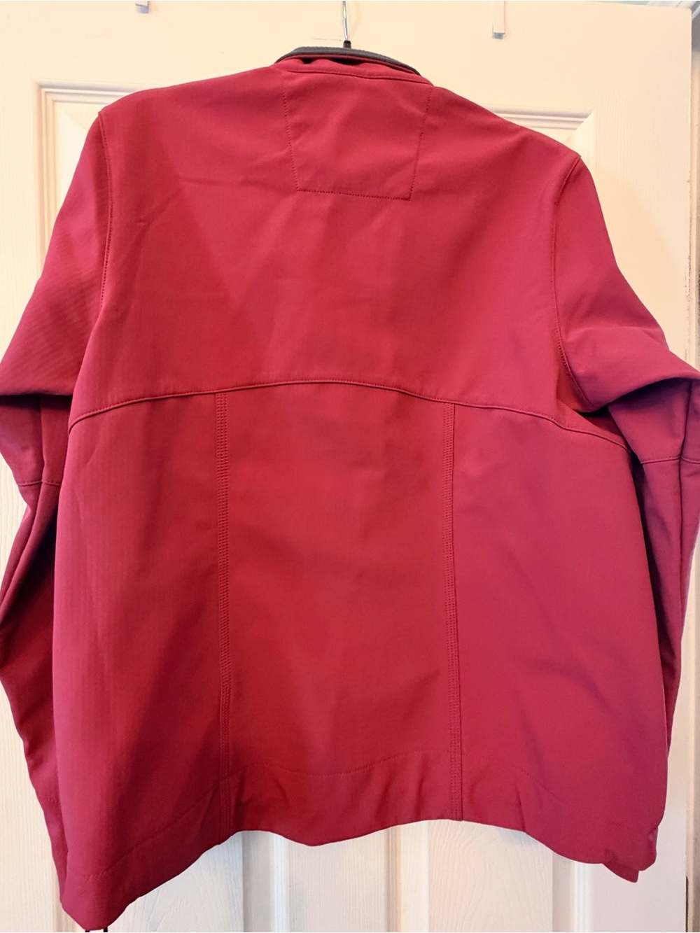 Carhartt Women's Raspberry-Red Utility Softshell Jacket - Picture 3 of 4
